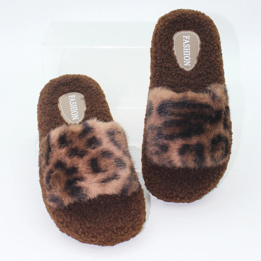 Chaussons Femme <br> Léopard Fourrure Confort