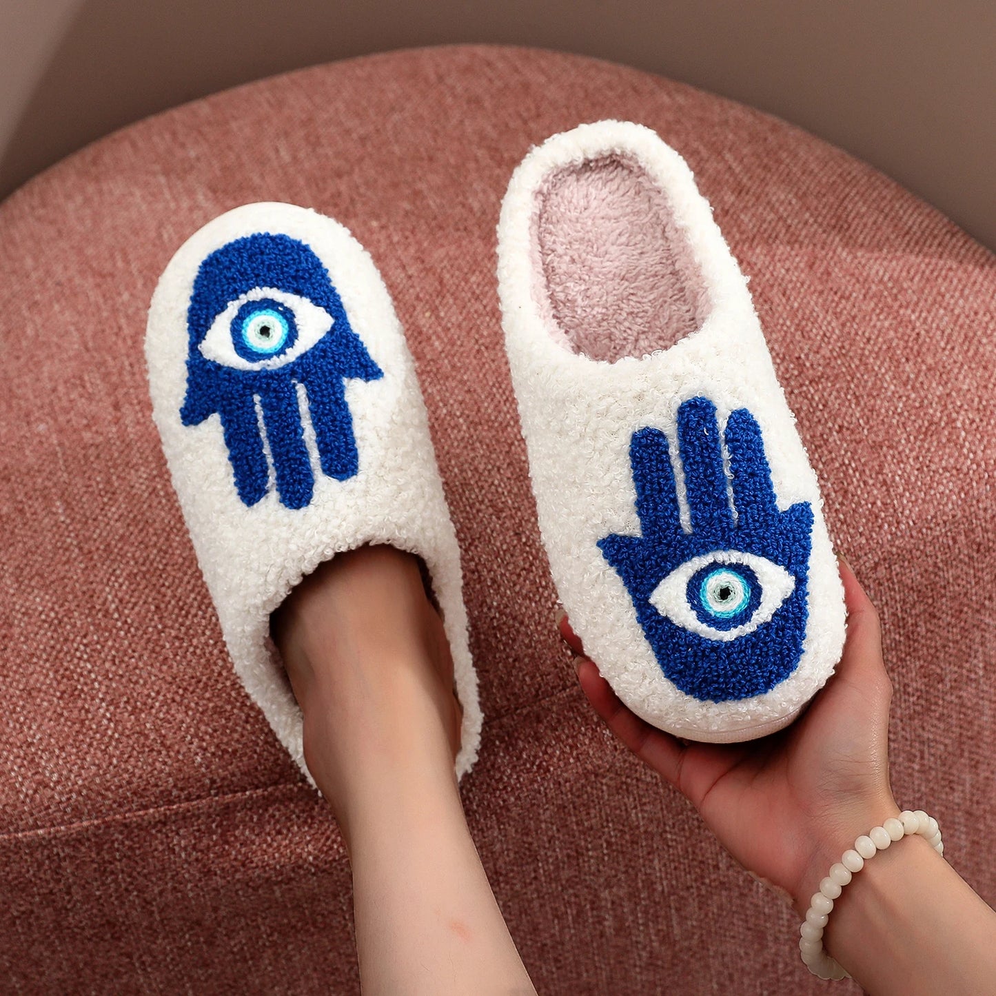 Chaussons <br> Main protectrice
