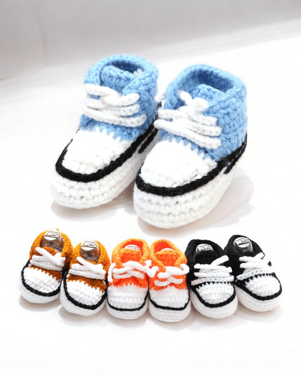 Chaussons bébé en tricot1