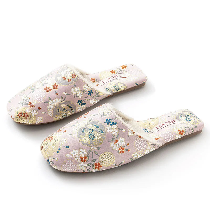 Chaussons <br> Style chinois en soie