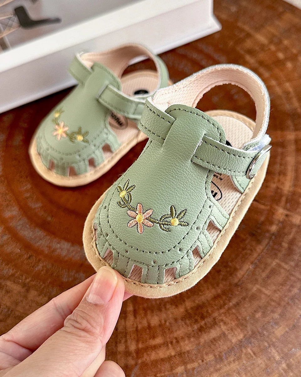 Chaussons Enfant <br> Sandales Bébé Élégante