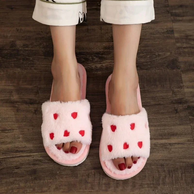 Chaussons Femme <br> Chaussons Cœurs en Fourrure Doux