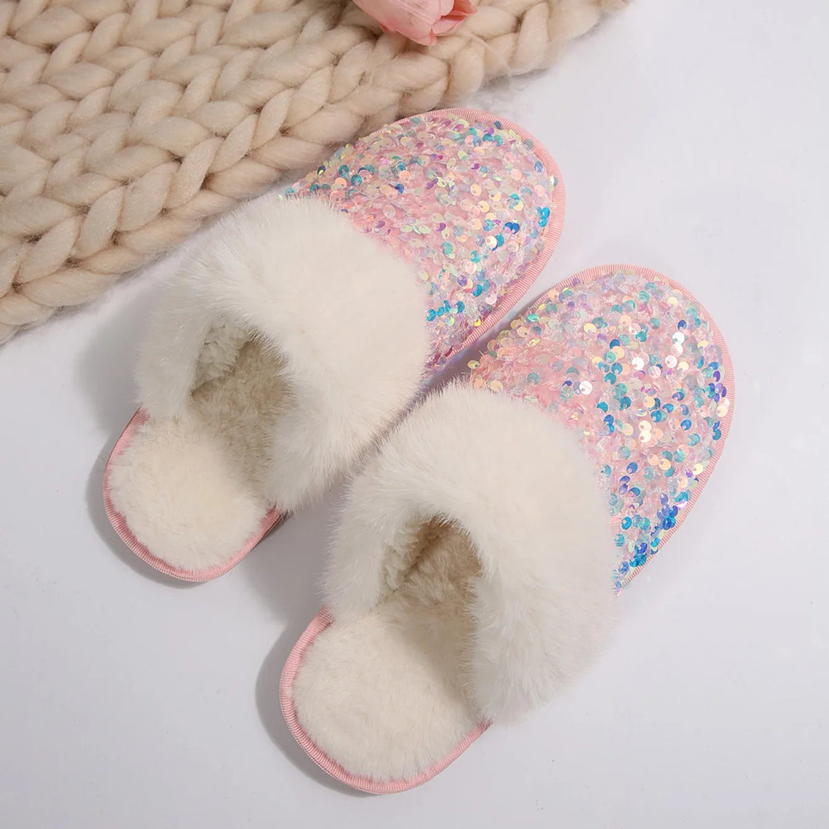 Chaussons Femme <br> Chic Fourrure et Strass