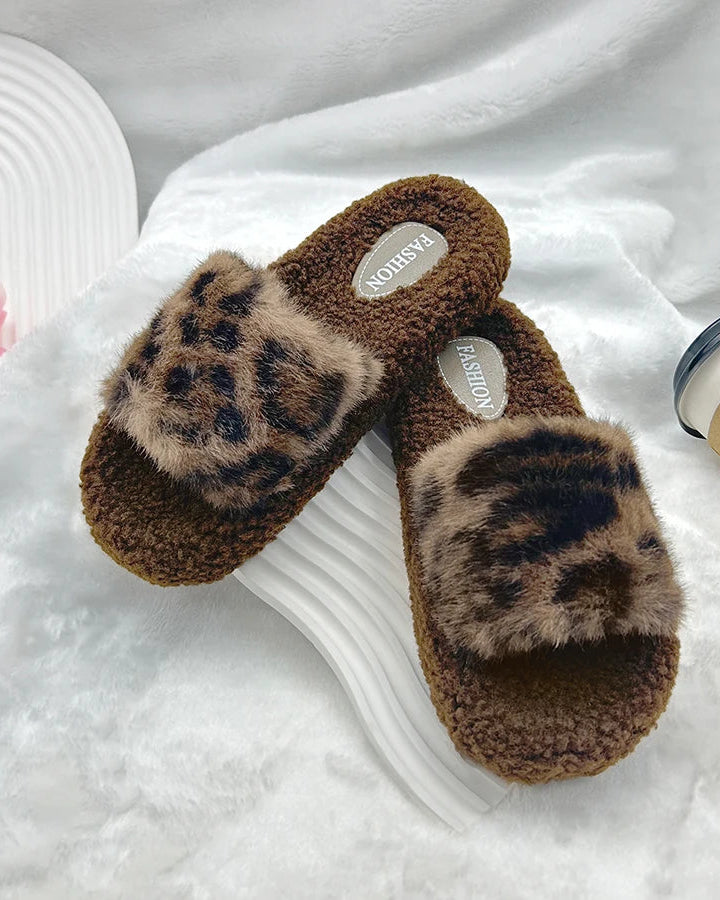 Chaussons Femme <br> Léopard Fourrure Confort
