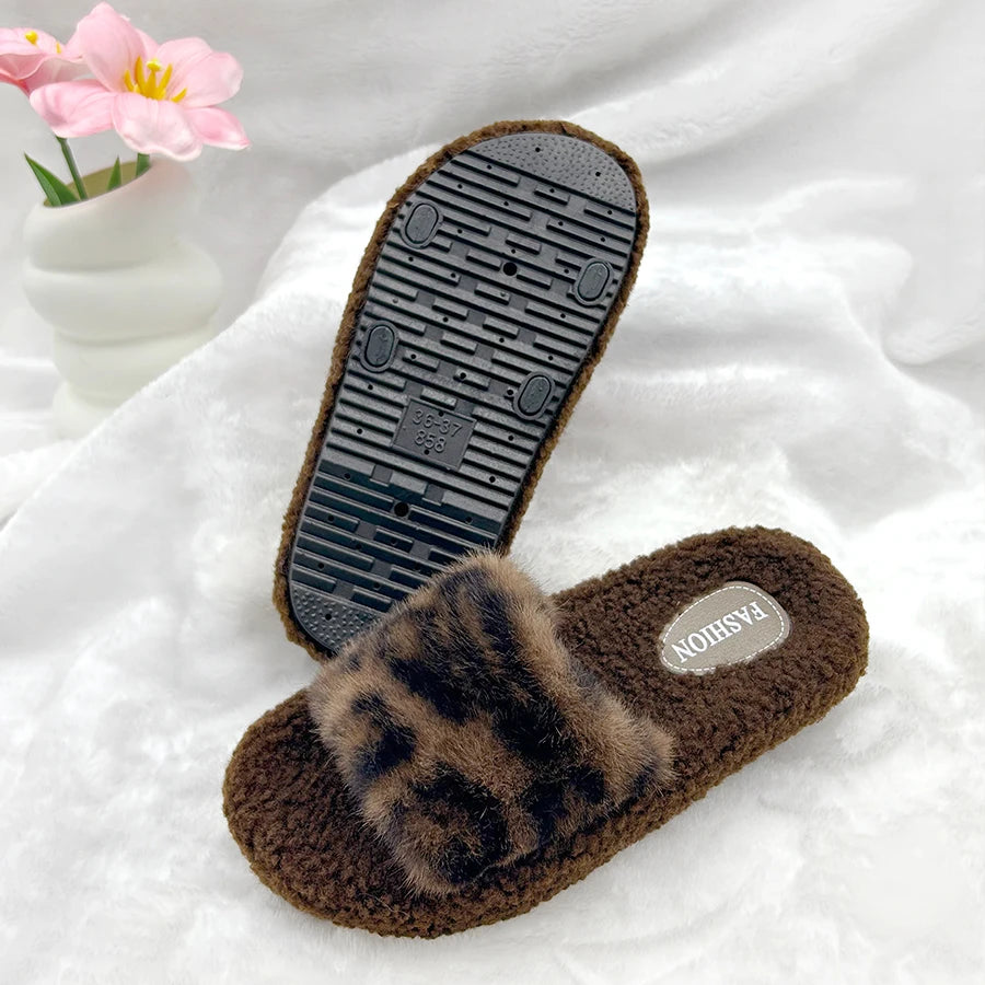Chaussons Femme <br> Léopard Fourrure Confort