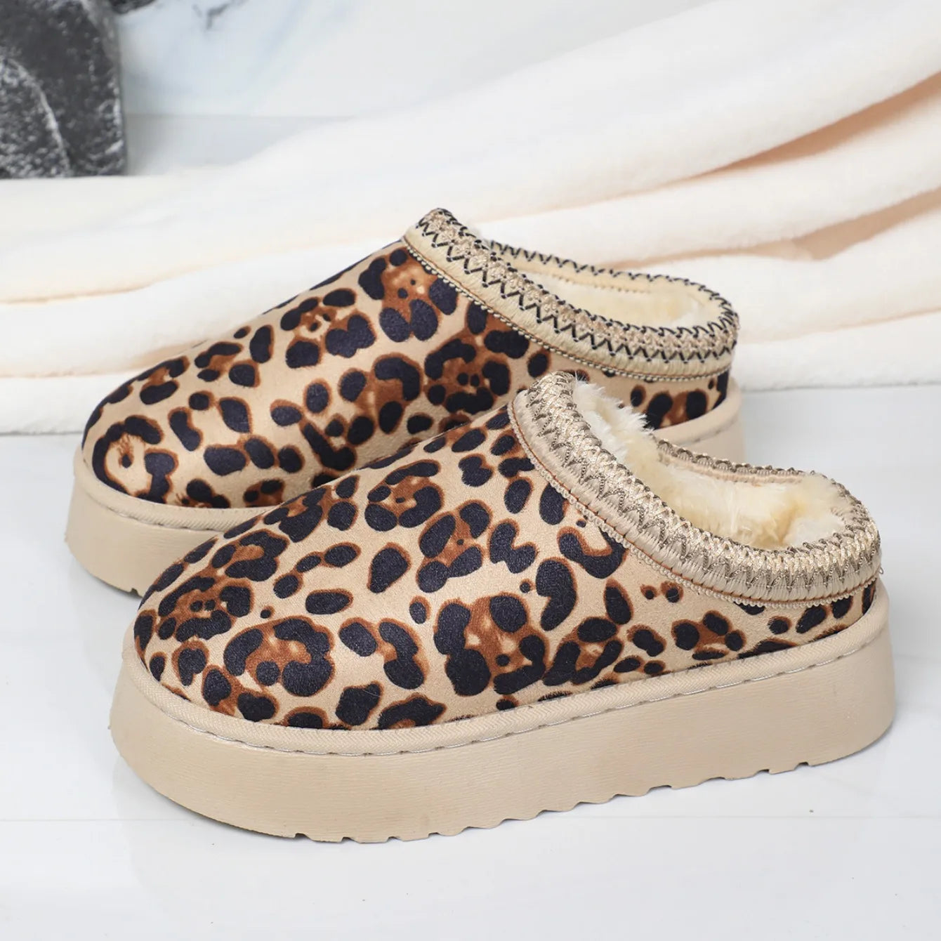 Chaussons Femme <br> Léopard à Plateforme