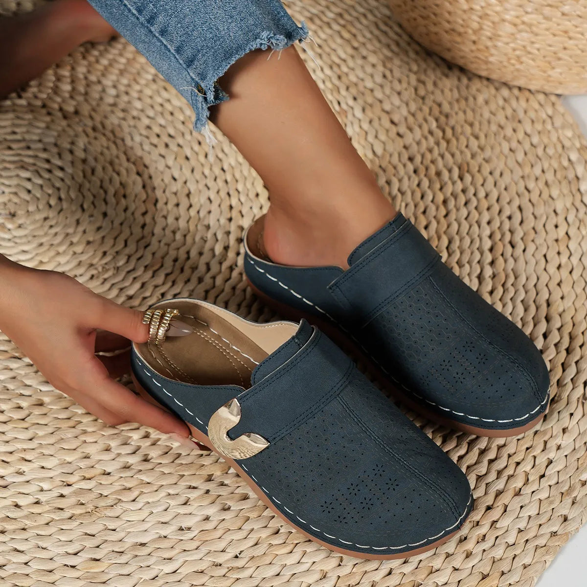 Chaussons Femme <br> Mules Confort