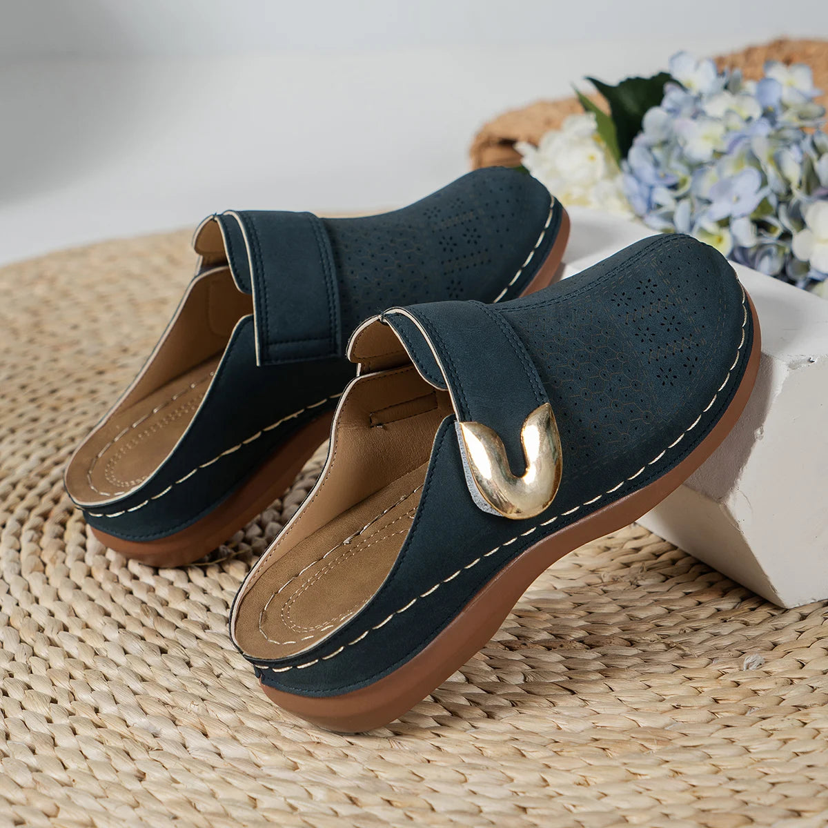 Chaussons Femme <br> Mules Confort