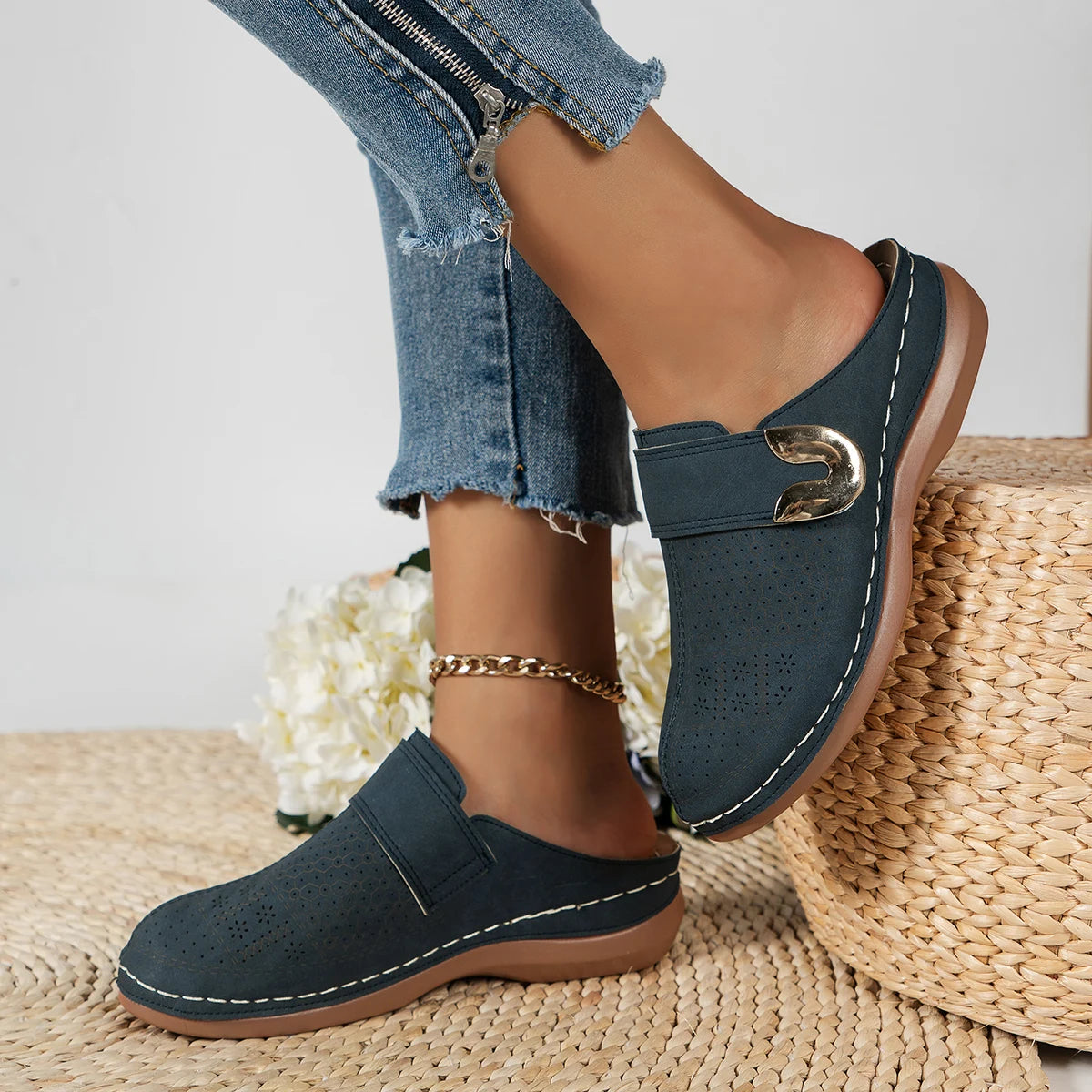 Chaussons Femme <br> Mules Confort