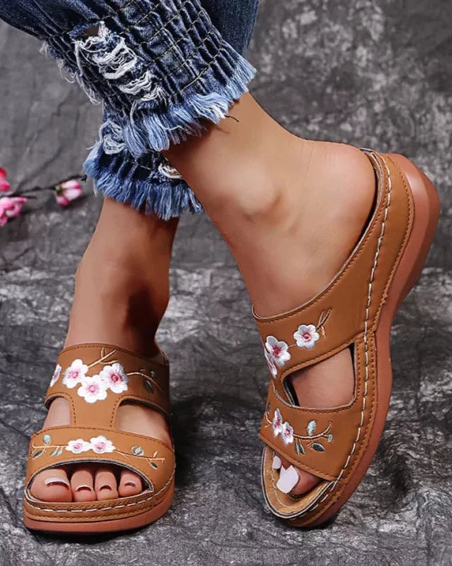 Chaussons Femme <br> Sandales Vintage Fleur