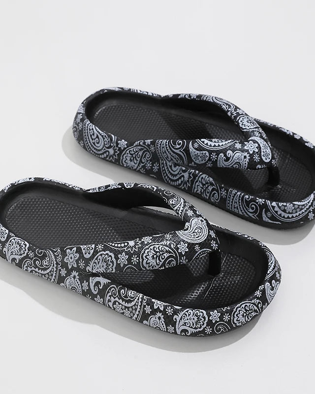Chaussons Femme <br> Tongs Léopard Confort