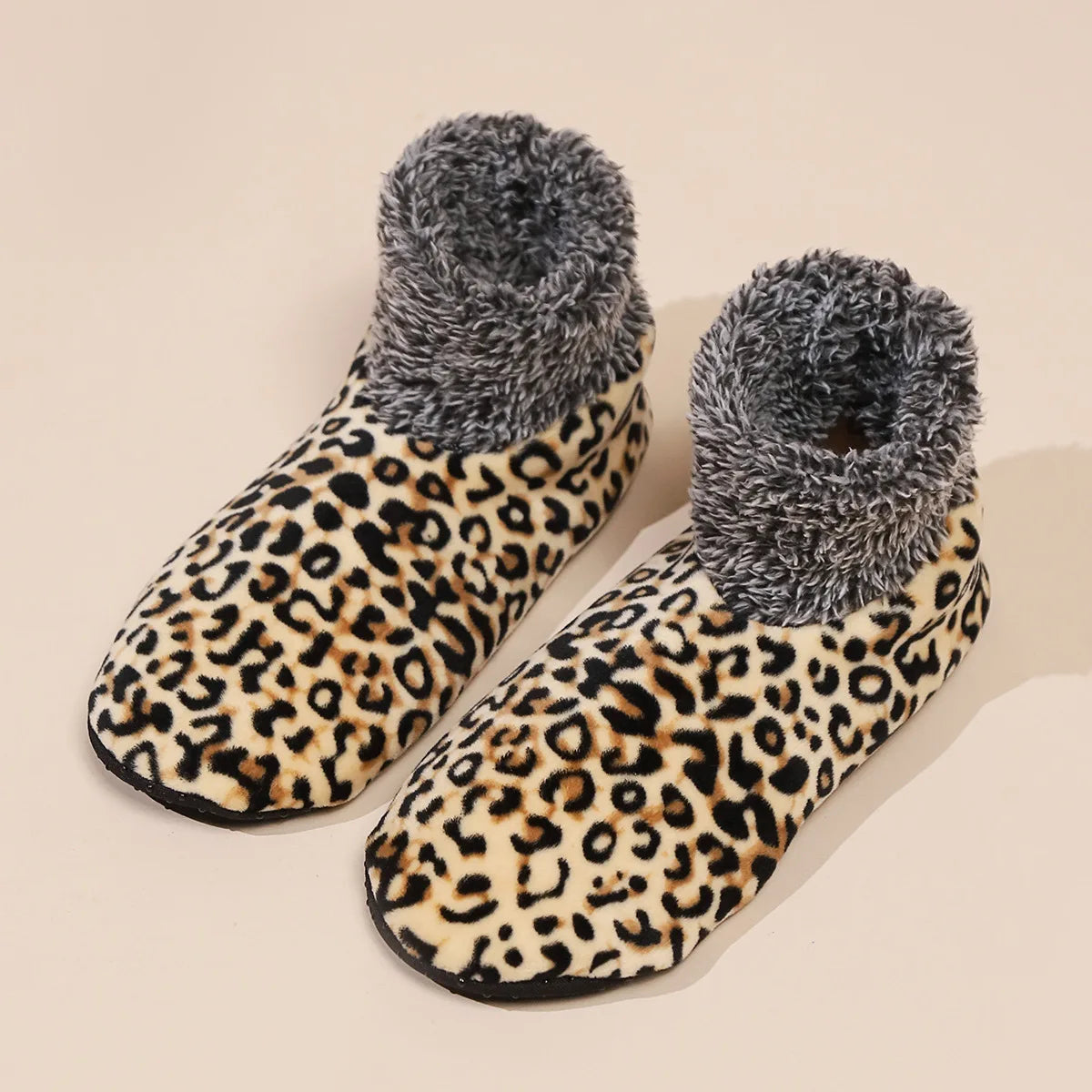 Chaussons chaussettes <br> Léopard Polaire