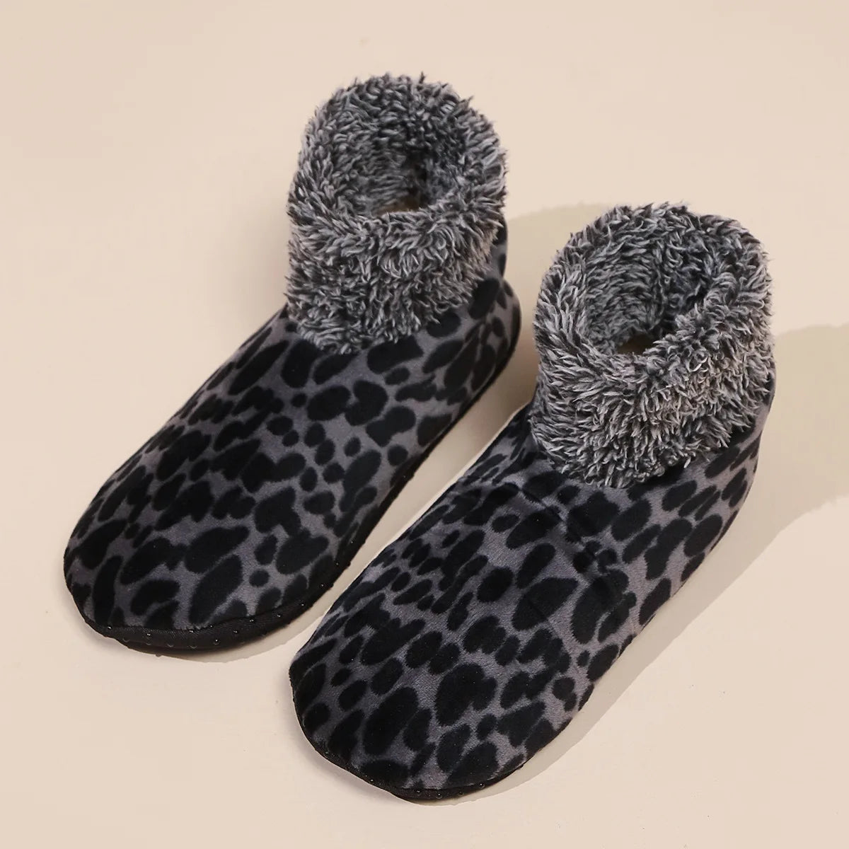 Chaussons chaussettes <br> Léopard Polaire