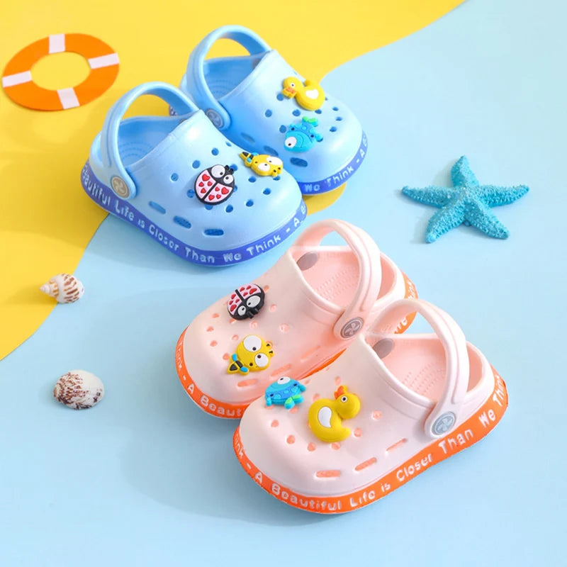 Chaussons enfant <br> Style Crocs
