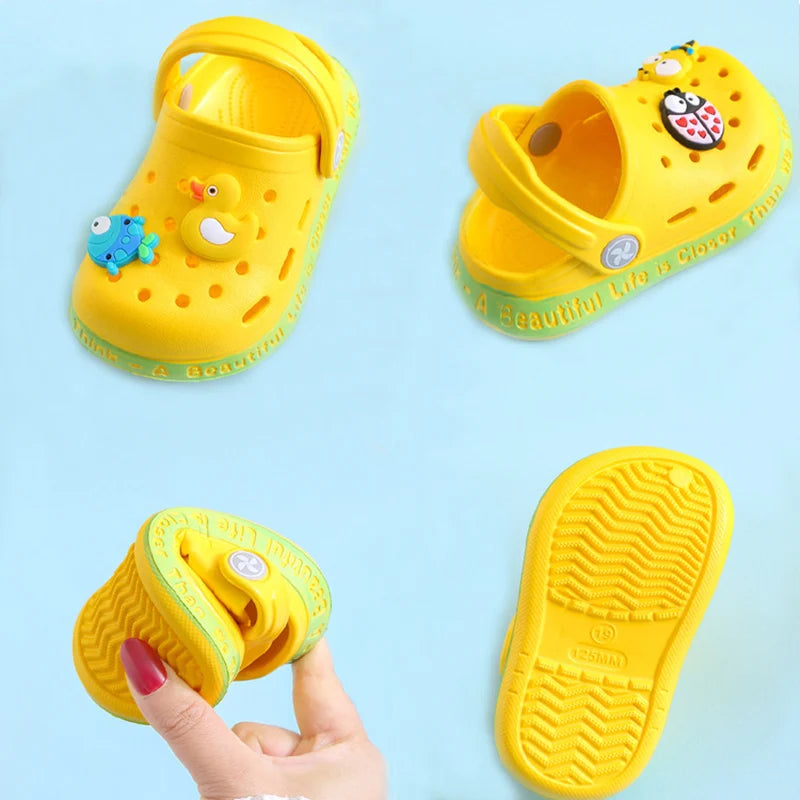 Chaussons enfant <br> Style Crocs