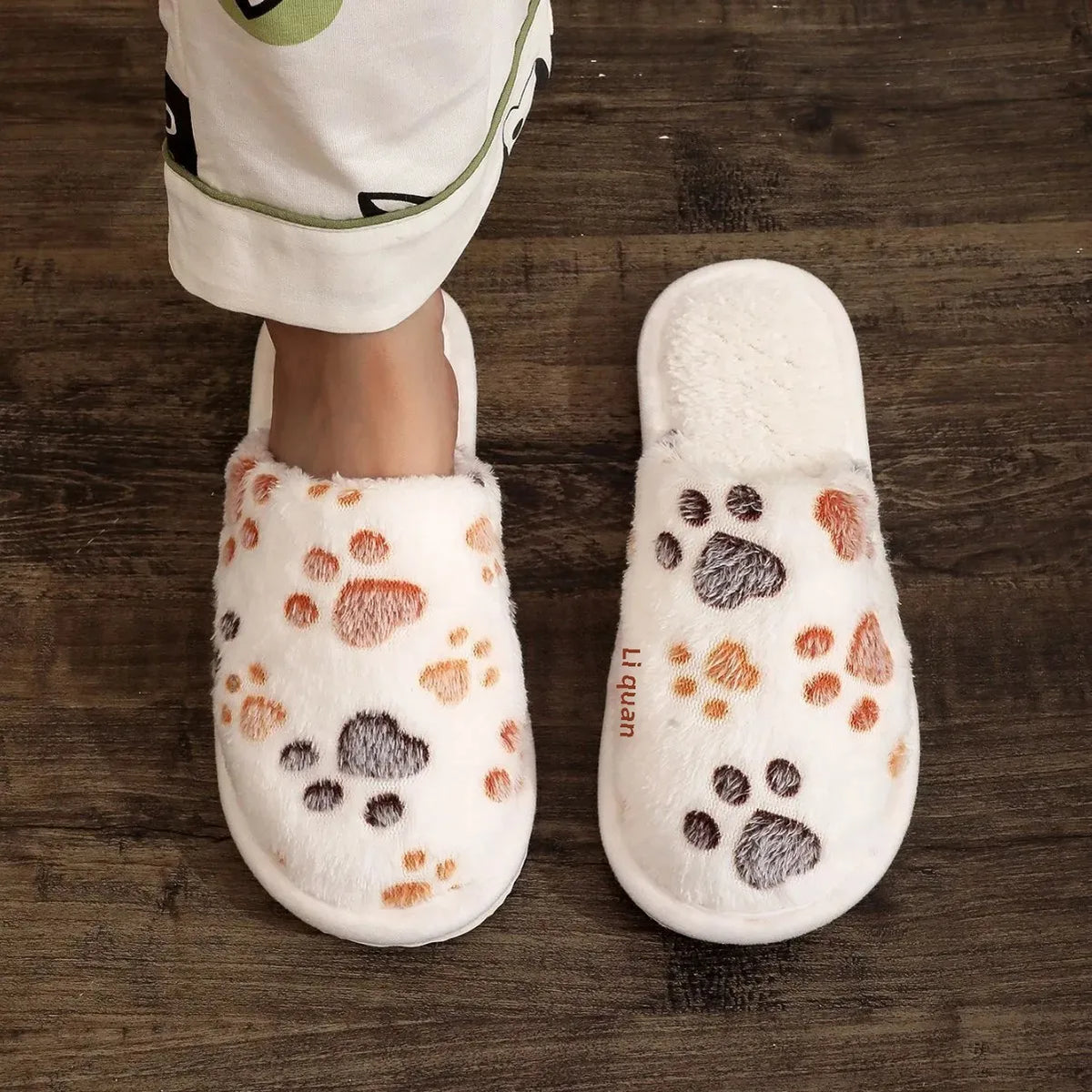 Chaussons <br> Trace de patte