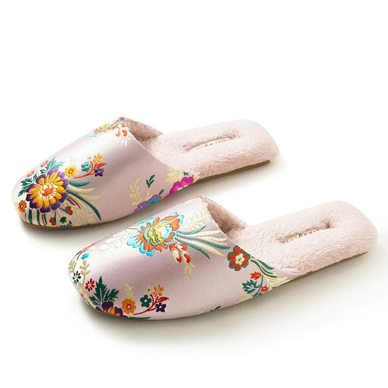 Chaussons <br> Style chinois en soie
