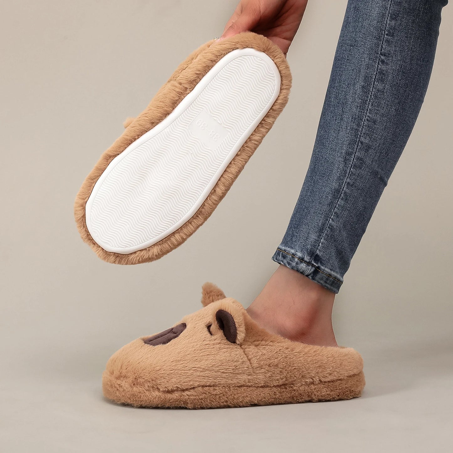 Chaussons Capybara – Pantoufles Hiver Douces