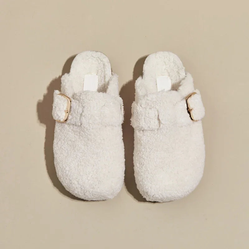 Chaussons <br> Fourrés en laine tendance