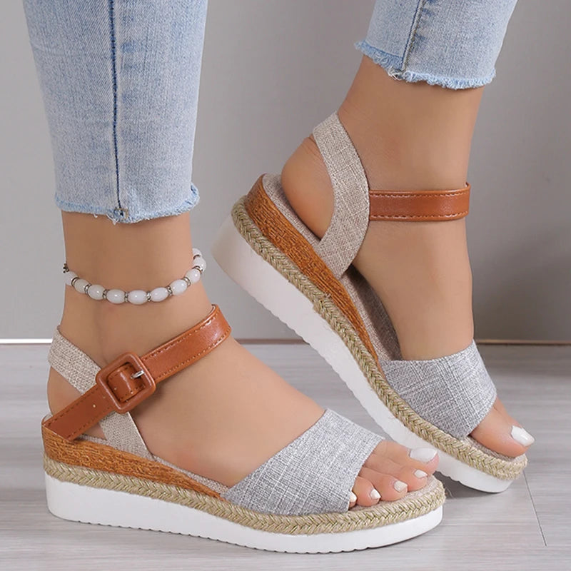 Sandales Femme <br> Petite Plateforme